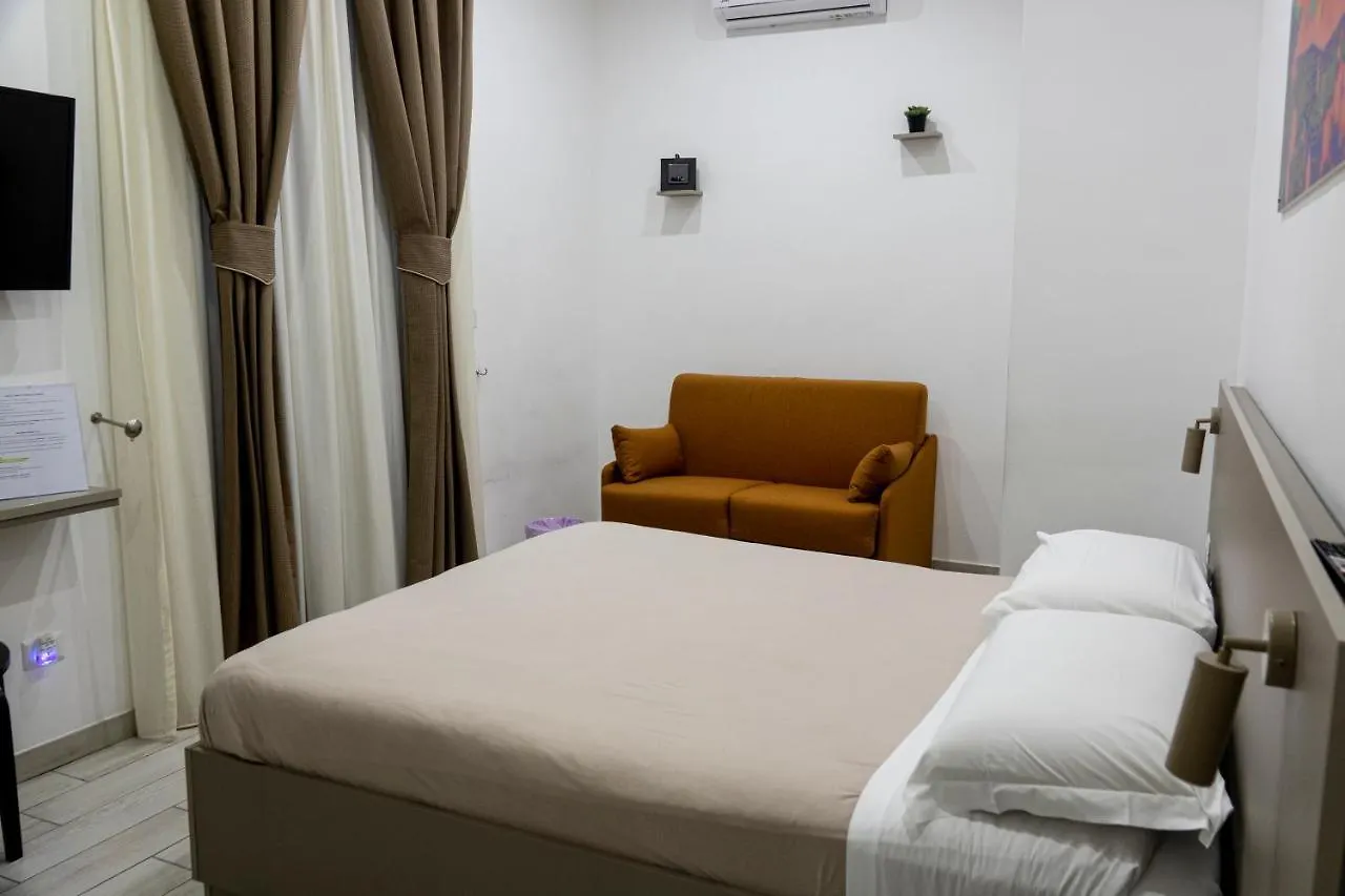 Napoli Centro Suite E Spa 0*, Naples Italy